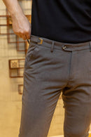 Conjunto Camiseta Tacto Preta + Calça Roman Confort Tec Chumbo