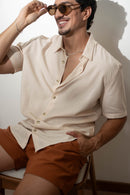 Conjunto Camisa Vegas Liocel Off Rose e Short Cut Marrom