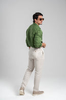 Conjunto Amalfi Camisa Verde e Calça Natural